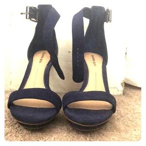 Gianni Bini dress sandals